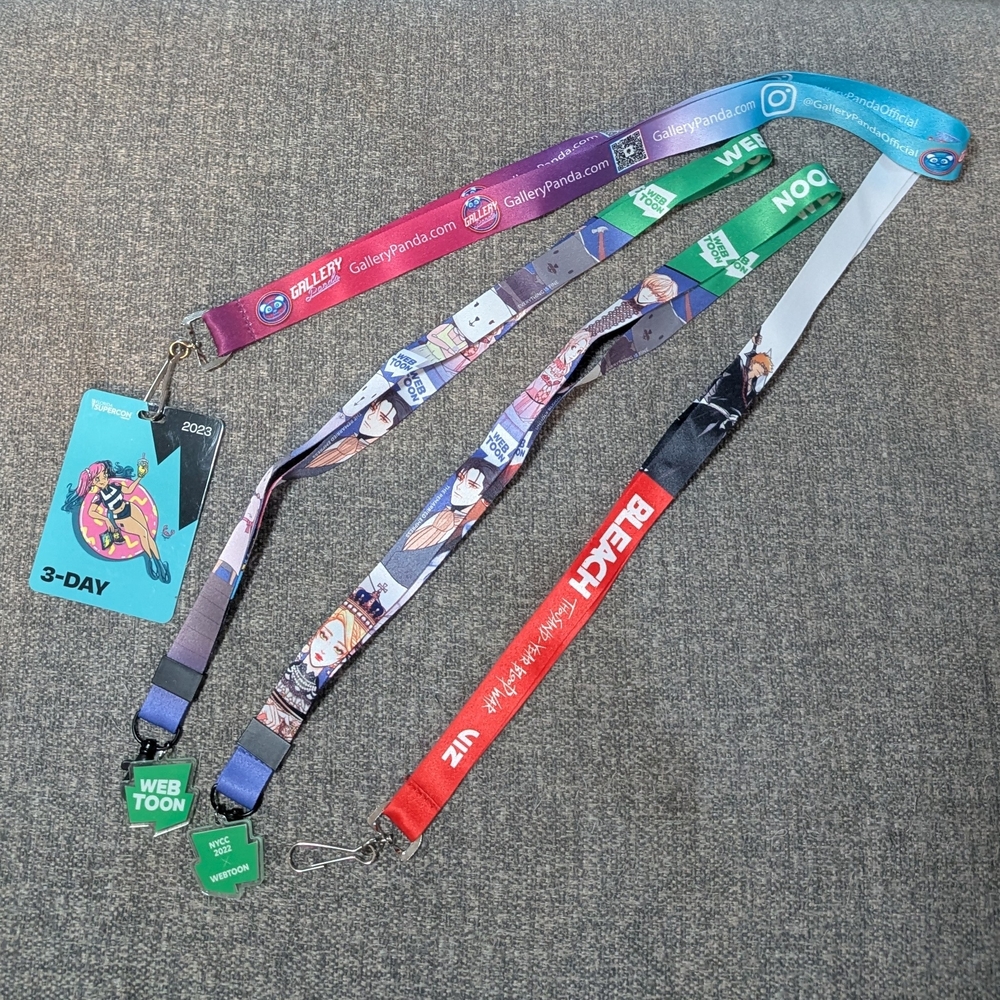 NYCC Anime and Webtoons Lanyard Set